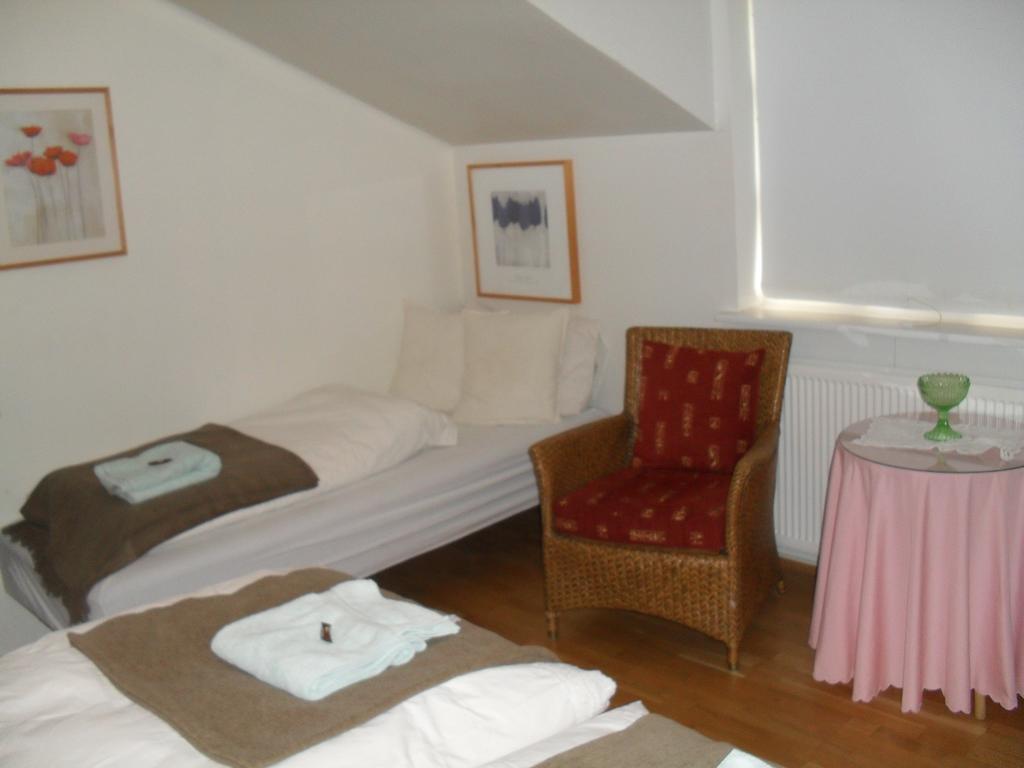 Guesthouse Fludir Room photo